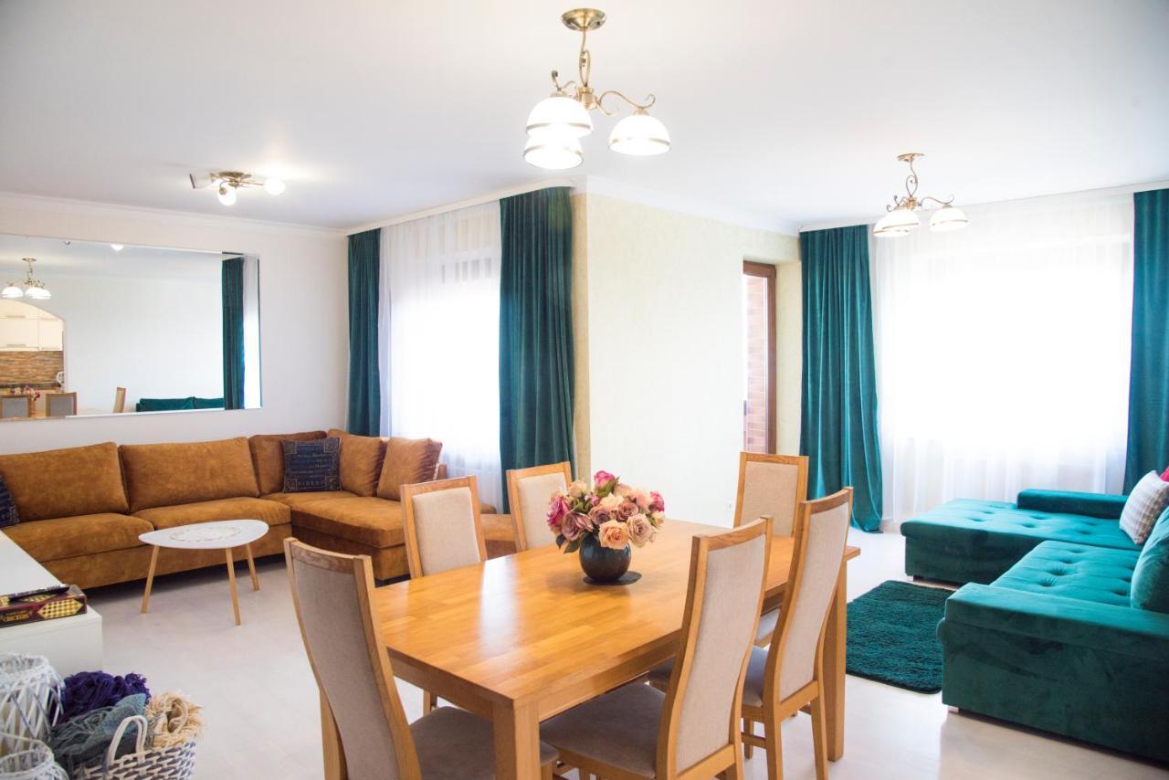 Šiauliai Lyra63 Large 80Sq M Top 14 Floor מראה חיצוני תמונה